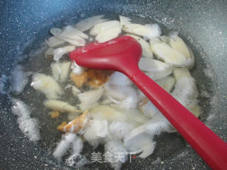 Salted Duck Egg Whip Bamboo Soup recipe