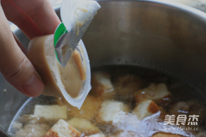 Slow-cooked Meatballs and Tofu Deep in One Pot Stew recipe