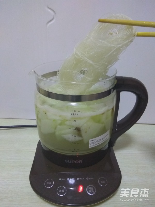 Winter Melon Vermicelli Bone Soup recipe