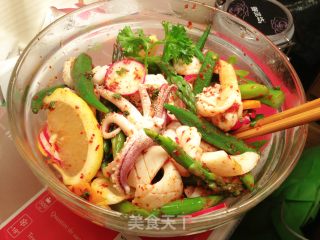 Refreshing Seasonal Vegetable Party-thai Seafood Seasonal Vegetable Salad recipe