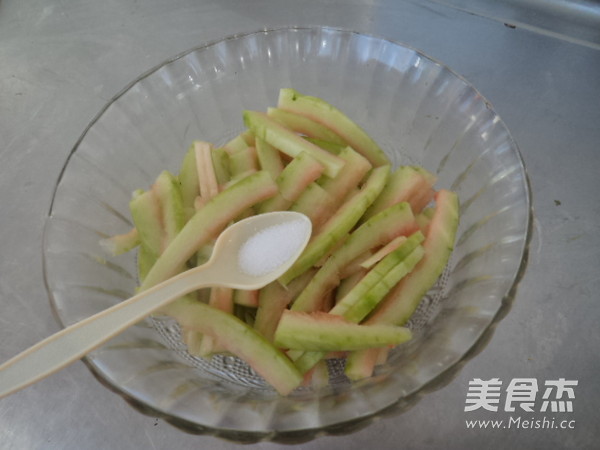 Melon Skin Mixed with Powder Skin recipe