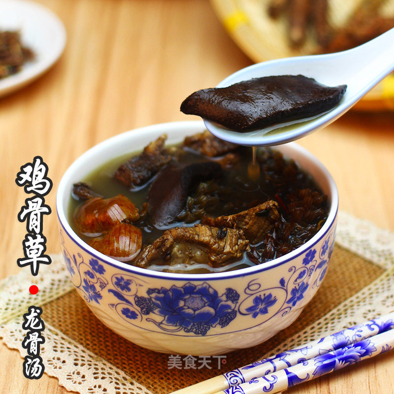 Guangdong Old Fire Soup-chicken Bone and Grass Keel Soup