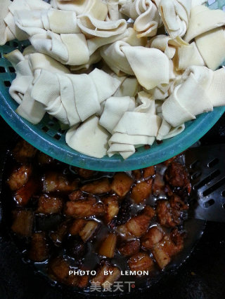 Mother's Taste-qian Zhang Jie Braised Pork Belly recipe