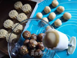 #新良第一节烤大赛#——five-ren Moon Cakes recipe