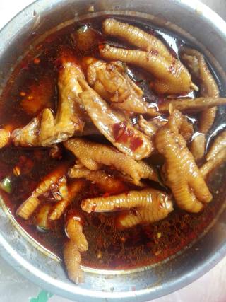 Sweet and Spicy Chicken Feet recipe