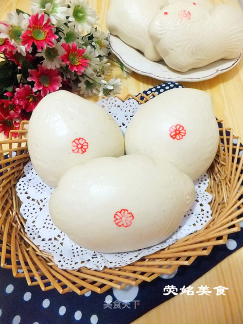 Fancy Steamed Buns---how to Make Smooth and Beautiful Steamed Buns recipe