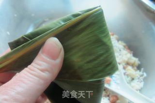 Eat Zongzi on Dragon Boat Festival ------ Today I Wrapped Peanuts, Lotus Seeds and Meat Dumplings recipe