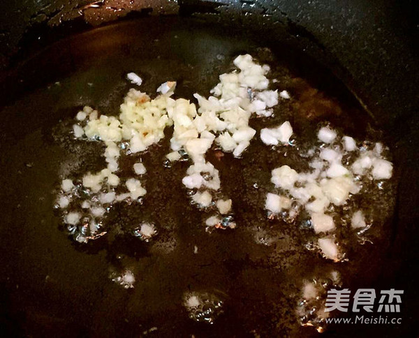 Stir-fried Lotus Root with Minced Beef recipe