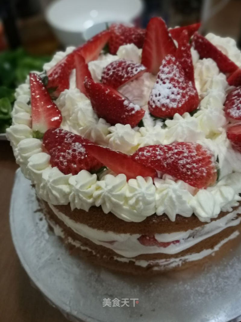 New Year's Day Kuaishou Strawberry Naked Cake