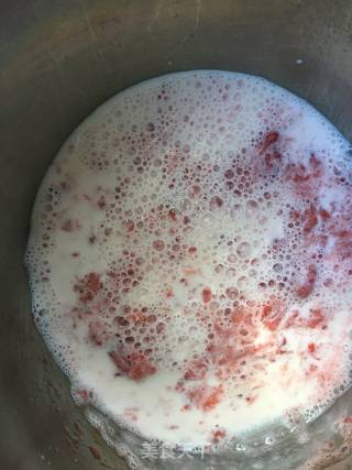 Strawberry Milkshake recipe