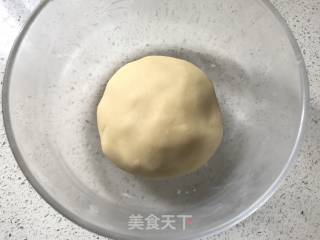 Meringue Mung Bean Cake recipe