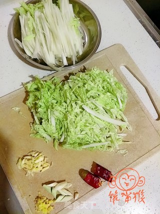 Vinegar Shredded Cabbage recipe