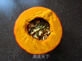 Cheese Baked Pumpkin with Pine Nuts recipe