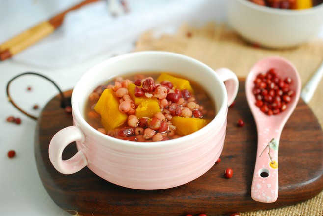 Pumpkin Barley and Red Bean Soup recipe