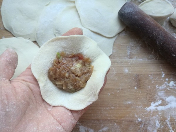 Beef and Radish Stuffed Buns recipe