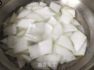 Yellow Clam and Winter Melon Soup recipe