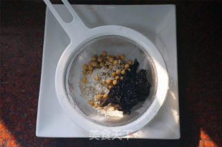 Seaweed Salted Soy Milk recipe