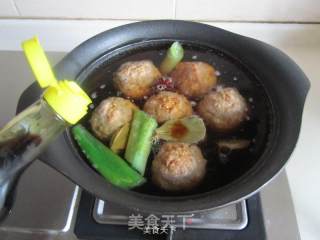 Meat Ball with Soy Sauce recipe