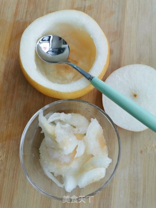 Stewed Golden Pears with Rock Sugar recipe