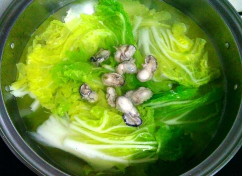 Cabbage Oyster Locust Soup recipe