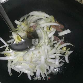 Sausage Stir-fried Vegetable Stem recipe