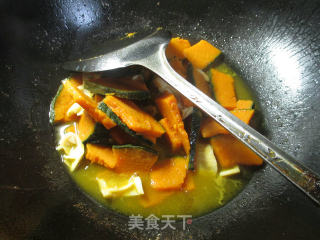 Stir-fried Japanese Pumpkin with Lamb Tail Bamboo Shoots recipe