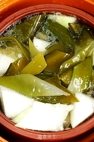 Wakame Winter Melon Big Bone Soup recipe
