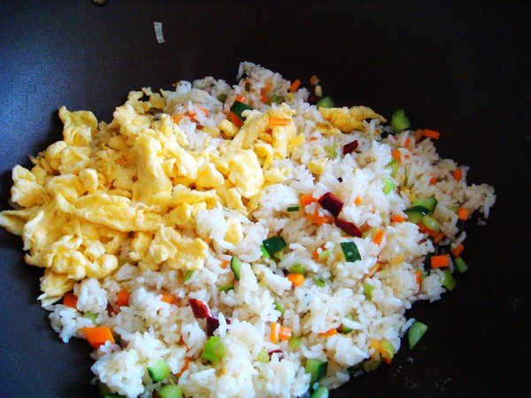 Cucumber and Egg Fried Rice recipe