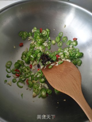 Chili Stir-fried Vegetable Stem recipe