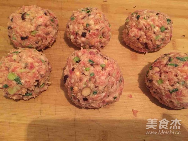 Meat Ball with Soy Sauce recipe