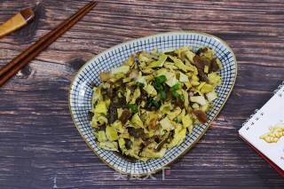 Stir-fried Bamboo Shoots with Glutinous Vegetables recipe