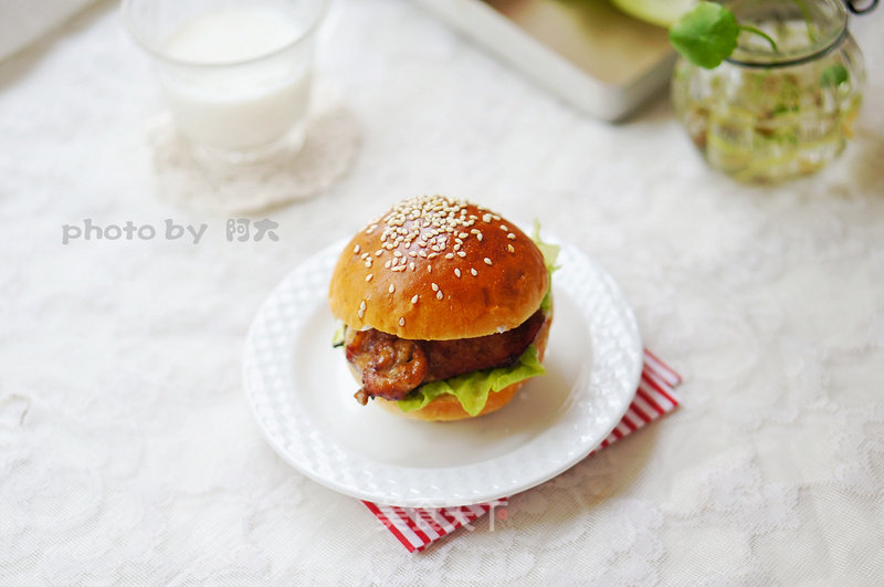 Grilled Chicken Drumstick Burger