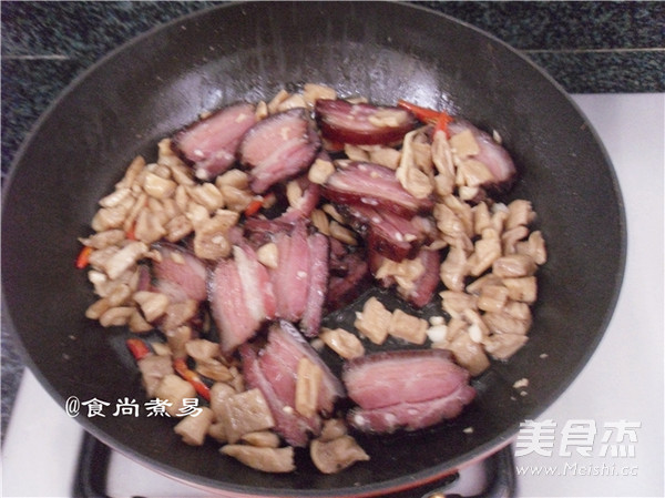 Stir-fried Dried Radish with Bacon recipe