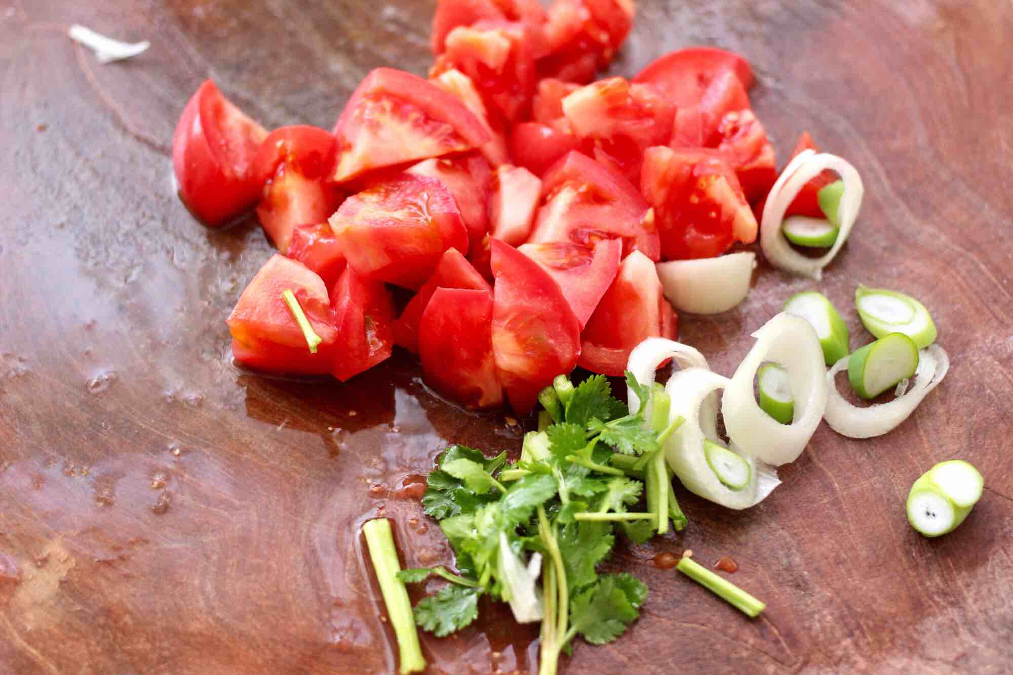 Spinach Noodles with Tomato Brisket recipe