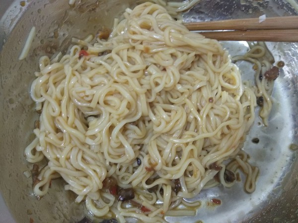 Delicious Noodles, You Only Need A Bottle of Good Sauce recipe