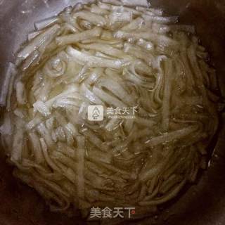 Stewed Vermicelli with Potatoes, Cabbage and Pork recipe