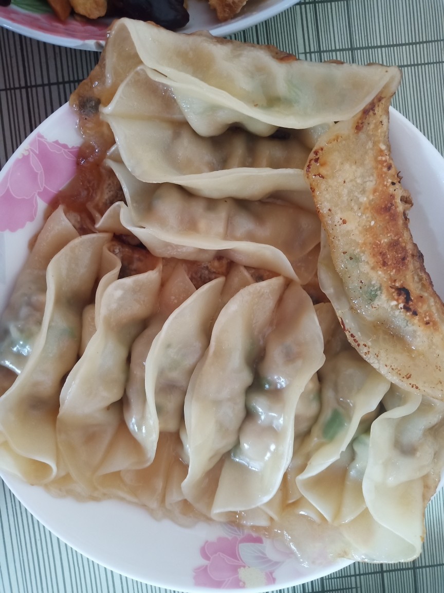 Leek Pork Pot Stickers recipe