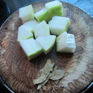 Grilled Winter Melon with Bay Leaves recipe