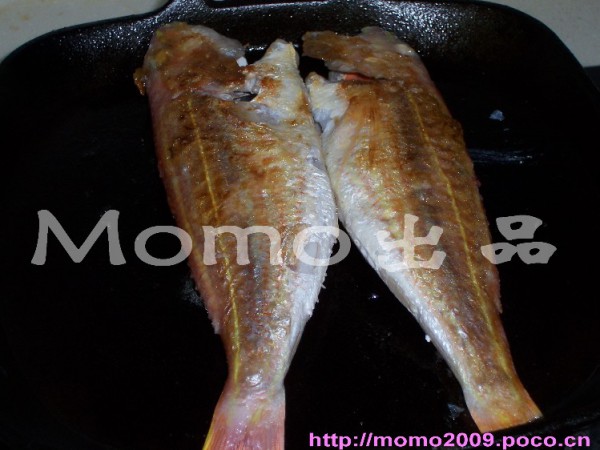 Fried and Steamed Red Mullet recipe