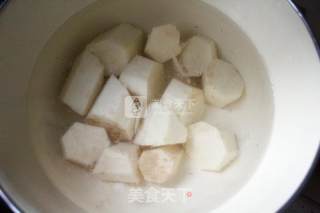 Mushroom and Yam Spare Ribs Health Soup recipe