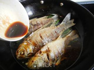 Scallion Crucian Carp recipe