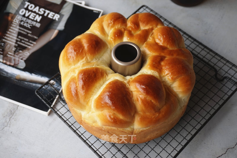 Condensed Milk Wreath Bread recipe