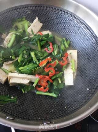 Tofu Stewed with Moss recipe