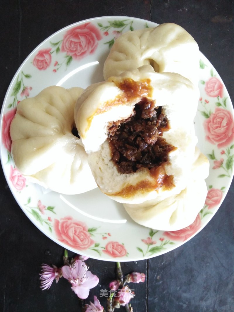 Sprout Meat Buns recipe