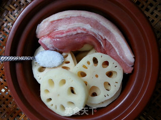 Sweet Aftertaste of The Secret Marinated Lotus Root recipe