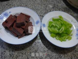 Stir-fried Goose Blood with Hot Pepper recipe