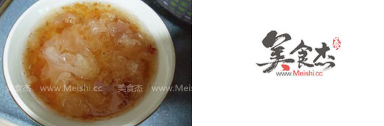 Peach Gum Snow Lotus Seed Tremella Soup recipe