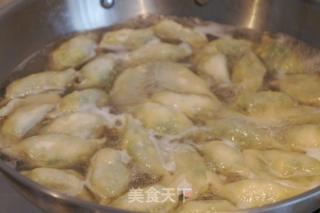 #trust之美# Dumplings Stuffed with Sea Rice, Chives and Goose Eggs recipe