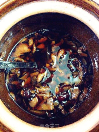 Essential for Girls to Nourish Blood---longan Red Date Tea recipe