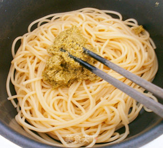 Pasta with Green Sauce recipe